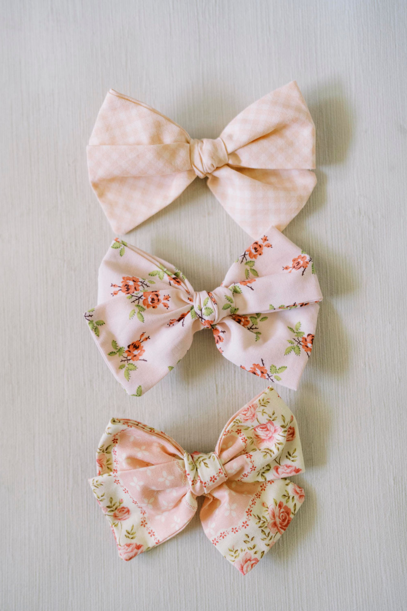 Peachy Pink Picnic Bow Midi