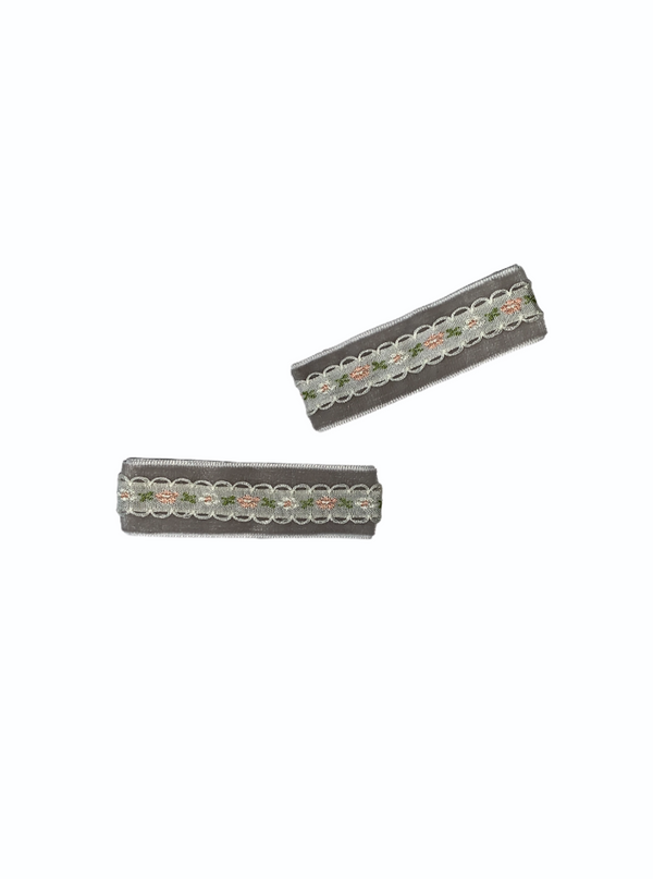 Grey Floral Clips