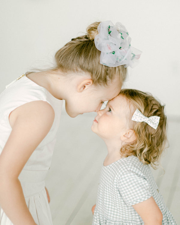 Tulle Embroidered Fluff Bow