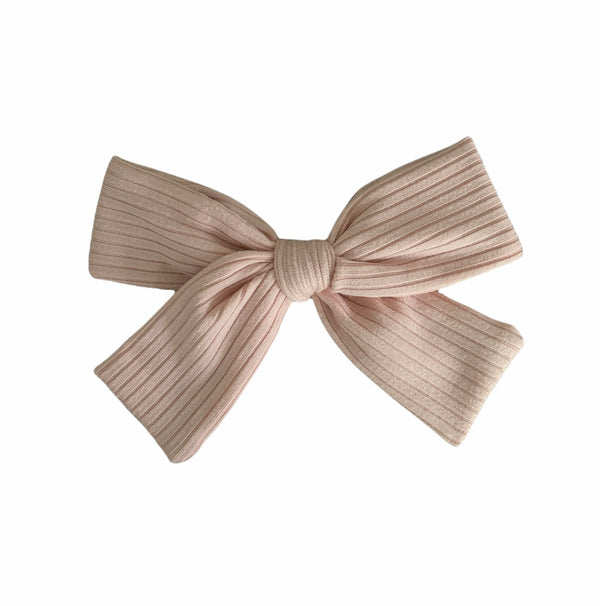 Lovely dusted pink bow